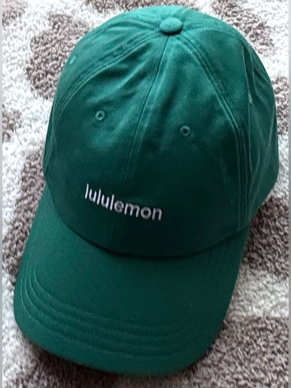 lululemon Green Women’s Hat Size S/M Used Good Condition